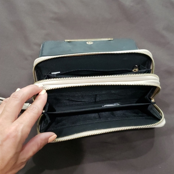 Wrislet - Picture 3 of 4